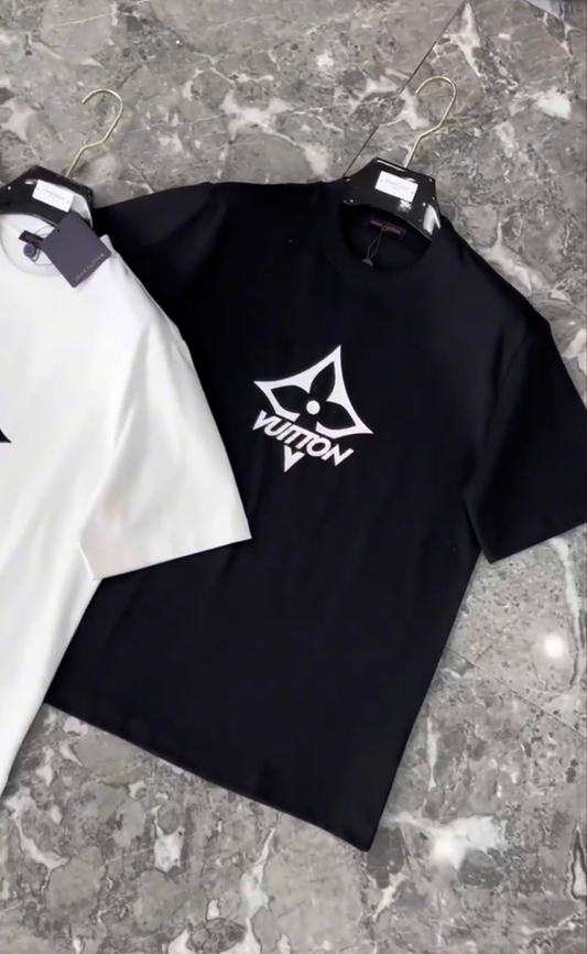 T-shirt LV super Good.